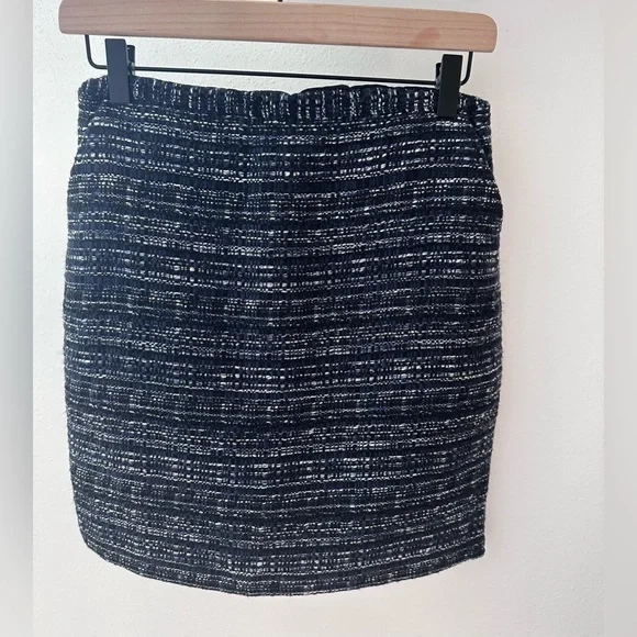 Banana Republic: NWT: Navy‎ Tweed Skirt Size:0 - Picture 2 of 7